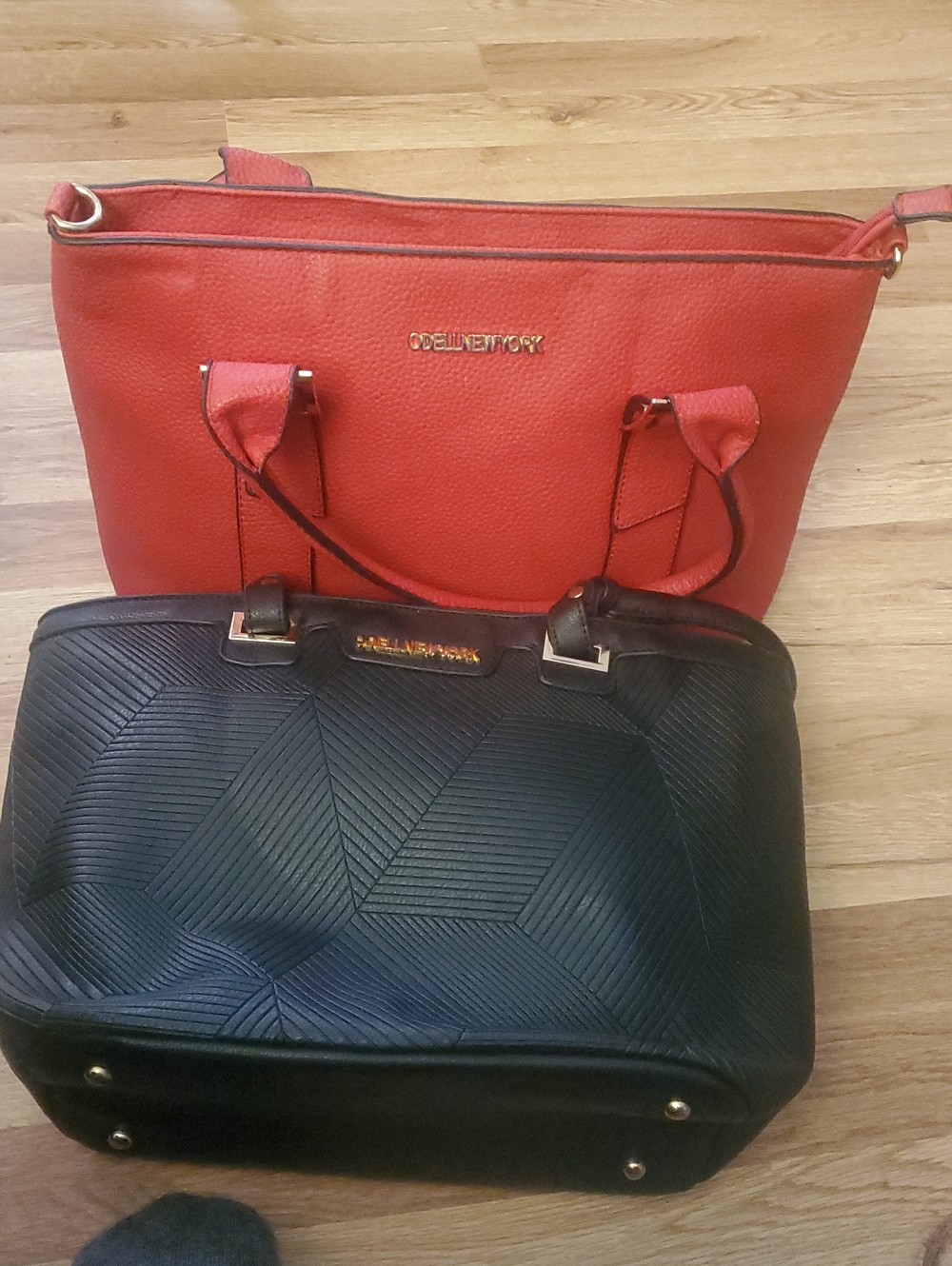 Red Tote Bag - Sleek Women's Shoulder Bag
